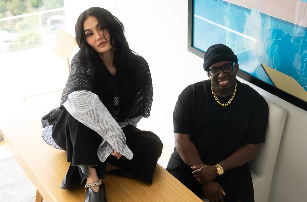 Agnez Mo Rancang Sepatu Baru dengan Brand Internasional