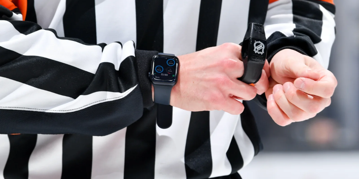 Apple Watch Bantu Wasit NHL dengan Notifikasi Real-Time