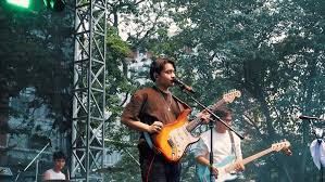Arti dan Terjemahan Lirik Lagu If Only - Skyline