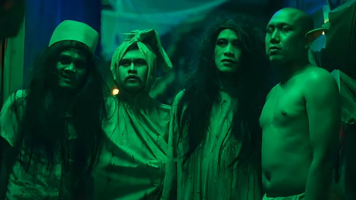 Gokil, Film Agak Laen dan Tinggal Meninggal Bakal di Remake Sama Produser Film Parasite