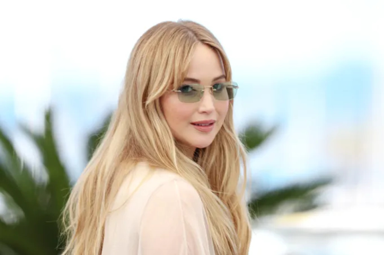 Film Die My Love: Ketika Jennifer Lawrence Hadapi ‘Gila’ nya Jadi Ibu