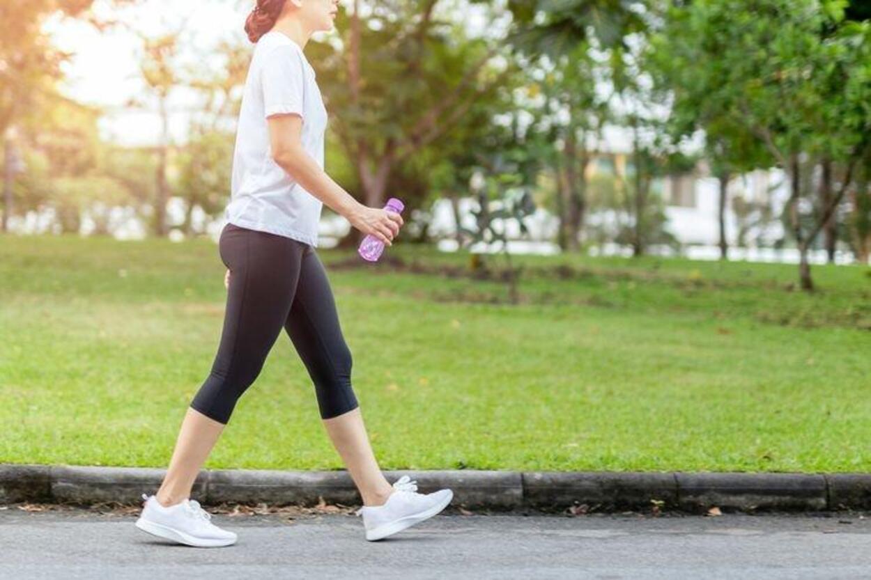 Jalan Kaki 20 Menit Sehari, Rahasia Sehat dan Ide Kreatif Mengalir Terus