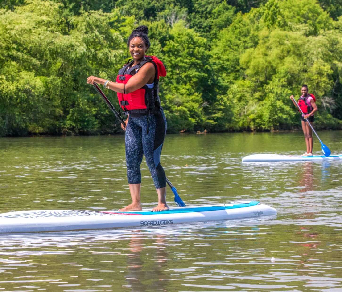 Jangan Asal Coba! Ini 5 Tips Penting Sebelum Main Stand Up Paddle (SUP) Biar Nggak Celaka