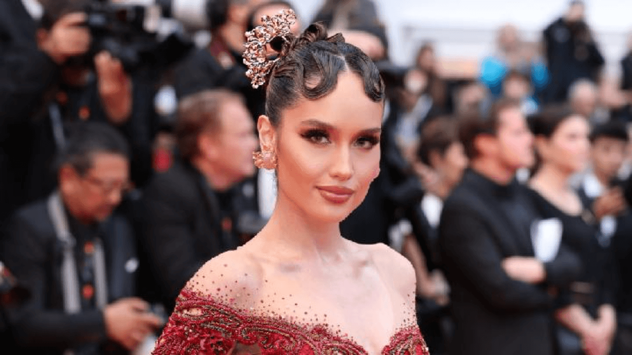 Cinta Laura Tegaskan Tak Pernah Andalkan Sensasi: 