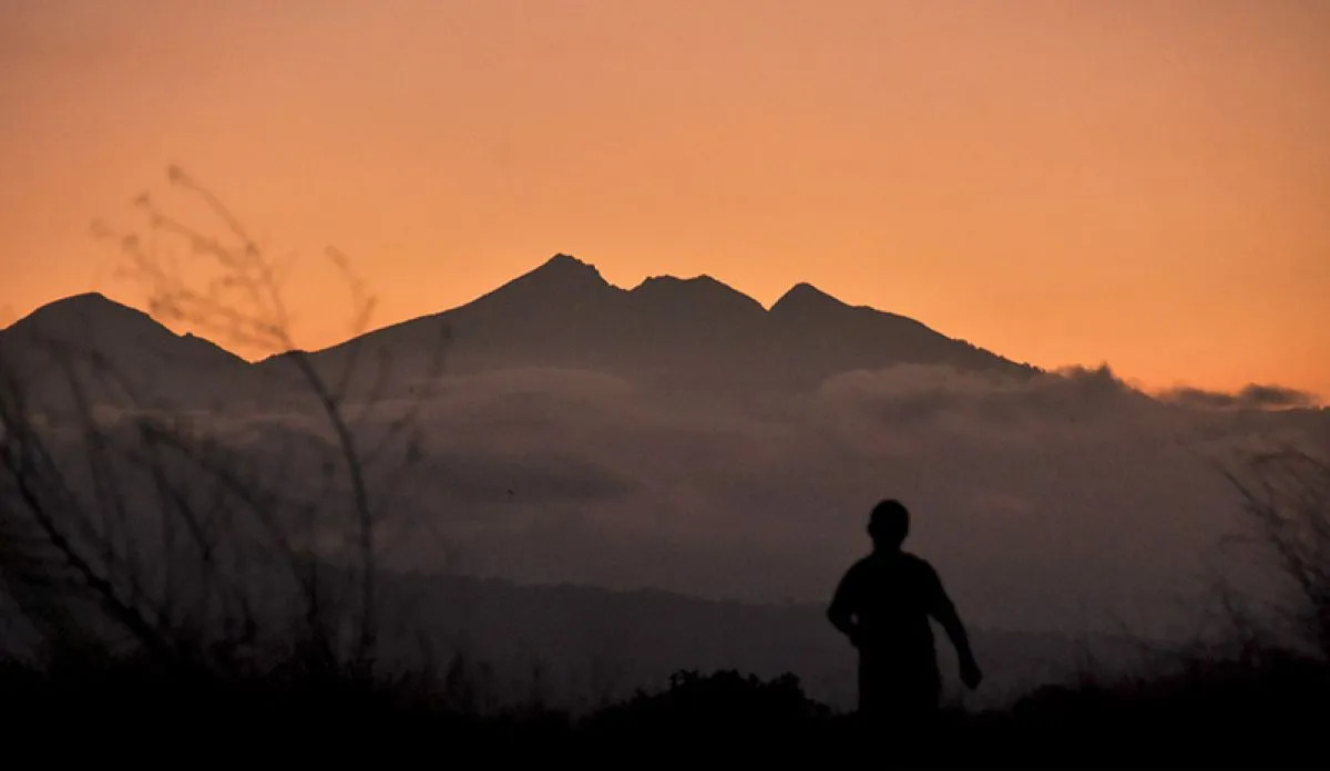 Tragedi di Gunung Rinjani: Wisatawan Brasil Tewas, Menpar Tuntut Pengawasan Ketat & SOP Ketat Ditegakkan!