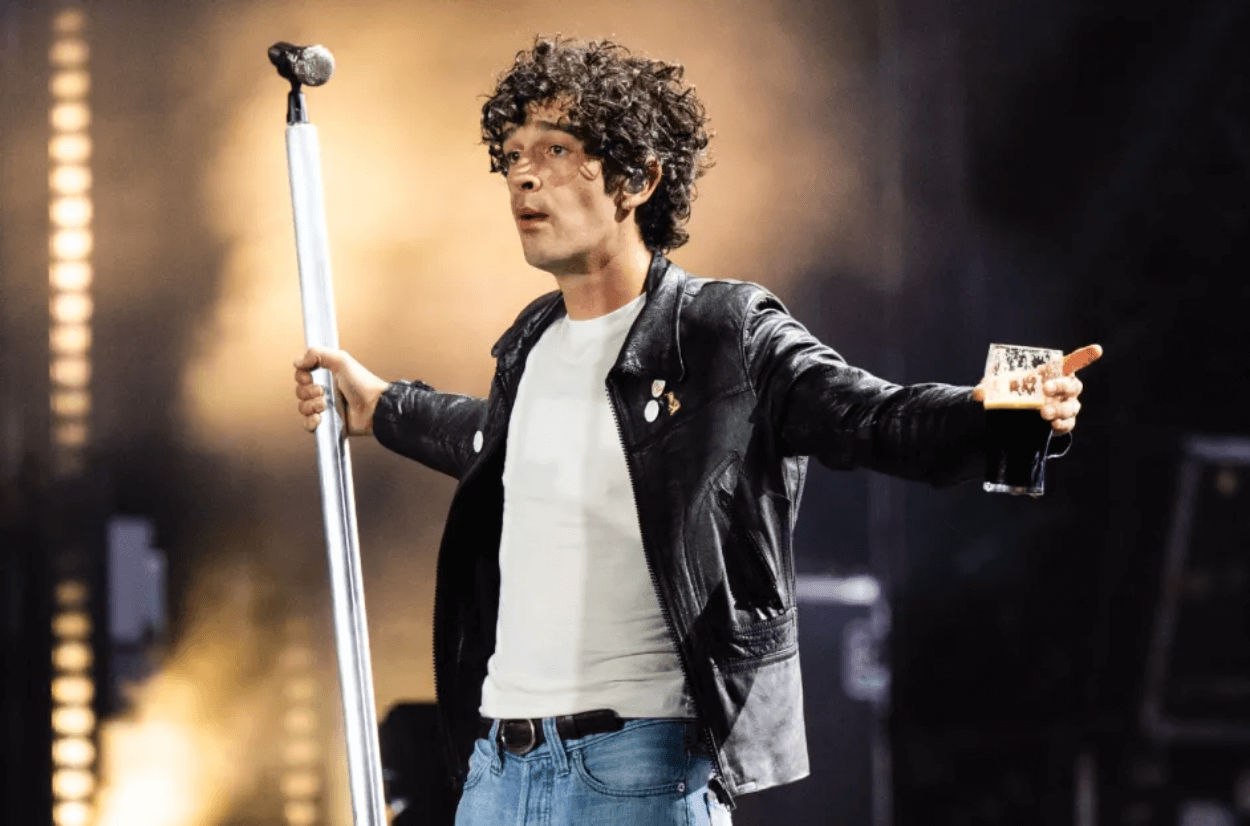 The 1975 Tak Lagi Bahas Politik, Pilih Sebar Cinta dan Persahabatan