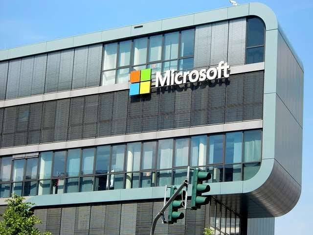 Karyawan Microsoft Terancam! Ribuan Posisi Hilang Gara-Gara AI