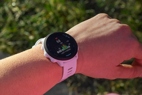 Rekomendasi Smartwatch Terbaik 2025 untuk Olahraga: Mulai dari Apple Watch Series 10 sampai Redmi Watch 5 Active!