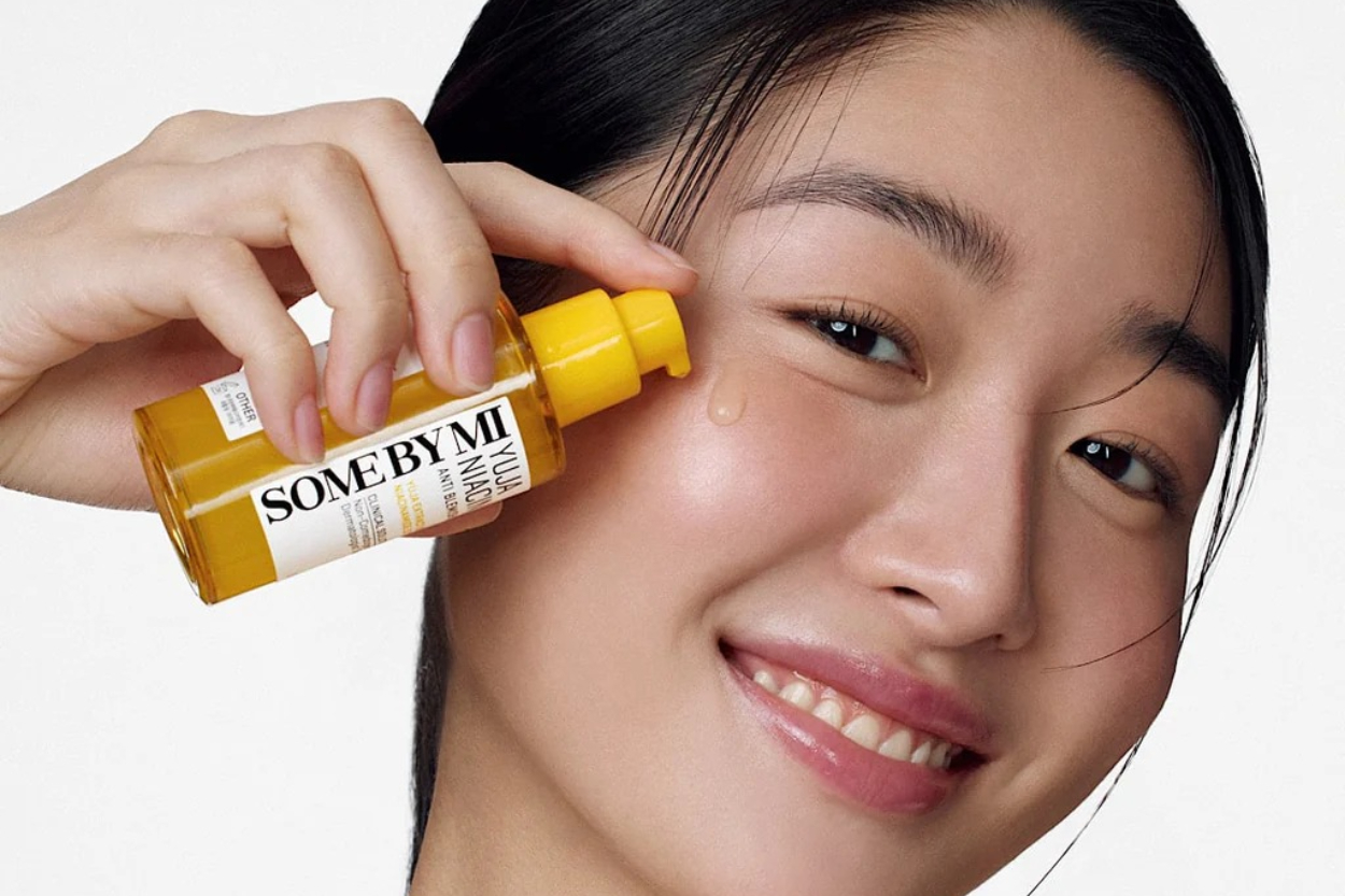 Cuma Rp10 Ribuan! Ini 6 Serum Pencerah Wajah Ampuh Bikin Kulit Glowing Seketika!