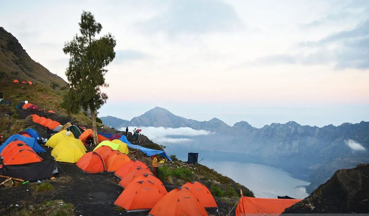 Jangan Coba Naik Gunung Tanpa Persiapan, Ini 7 Bahayanya Jika Kamu Tetap Nekat
