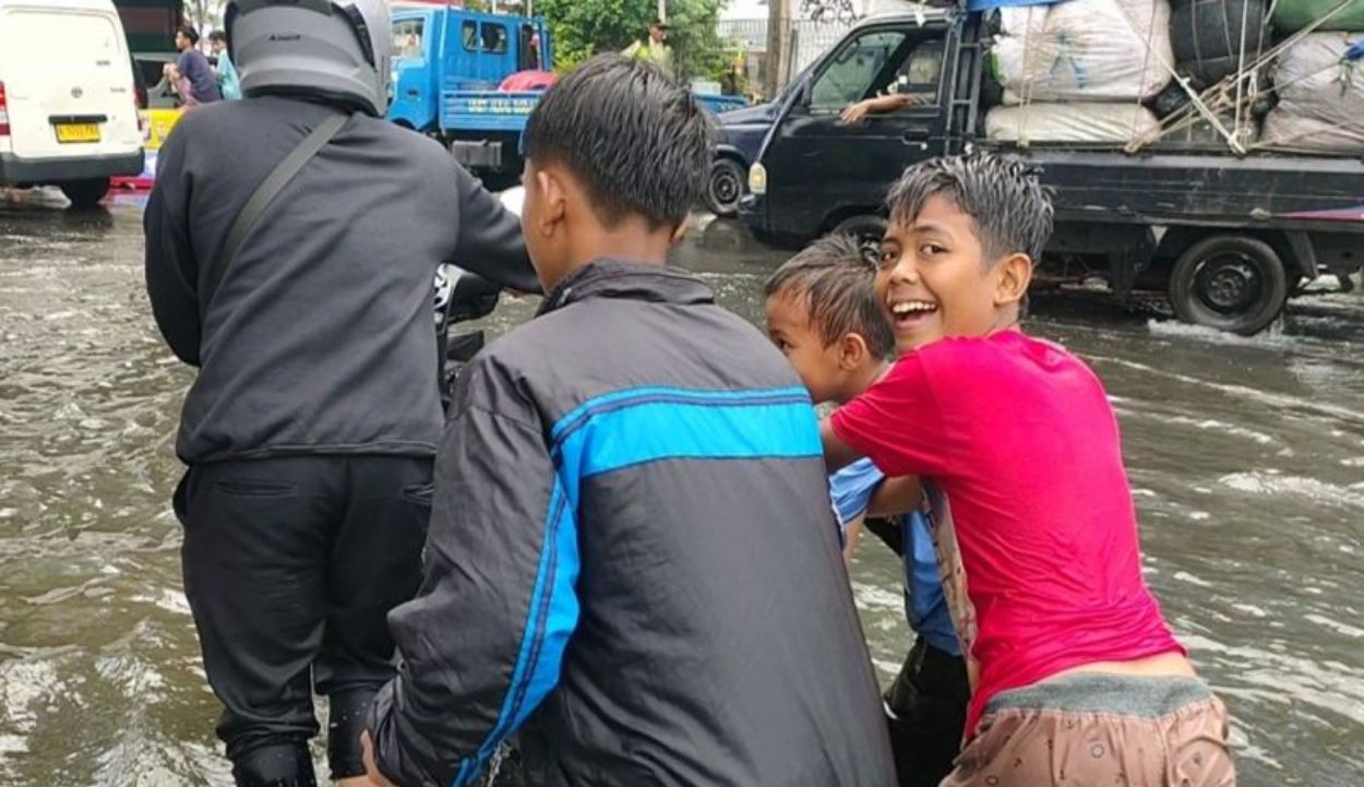 Banjir di Jakarta Mulai Surut, Ini Daftar 13 RT dan Dua Ruas Jalan yang Masih Terendam