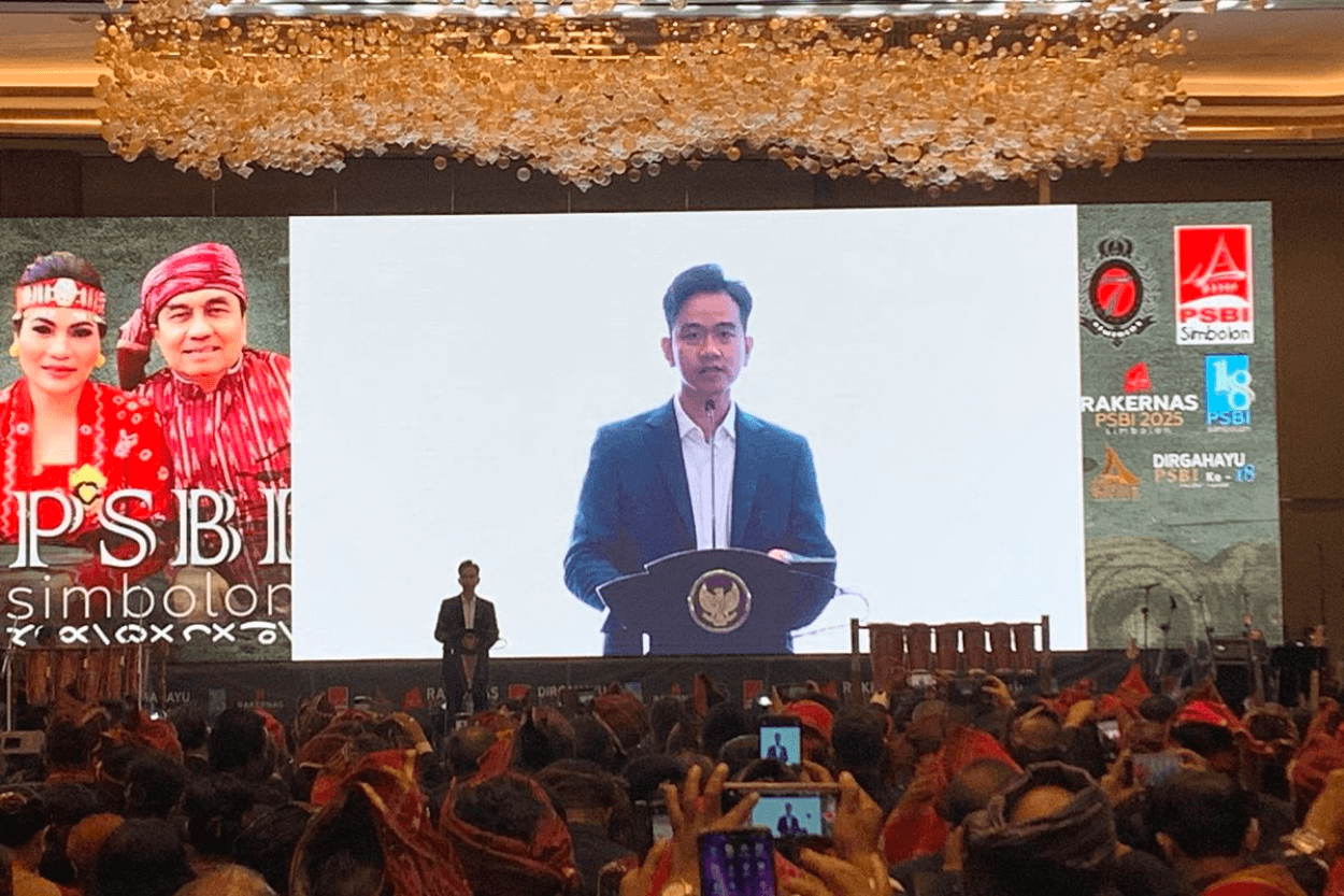 Gibran Sindir Pemecatan Bareng Effendi Simbolon, PDIP: Itu Sudah Masa Lalu