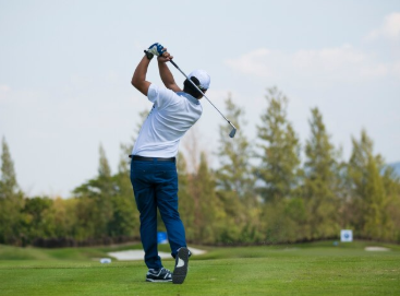 Golf Bebas Pajak Hiburan, Padel Kena Cekik! Ini Penjelasan Resmi Gubernur Jakarta