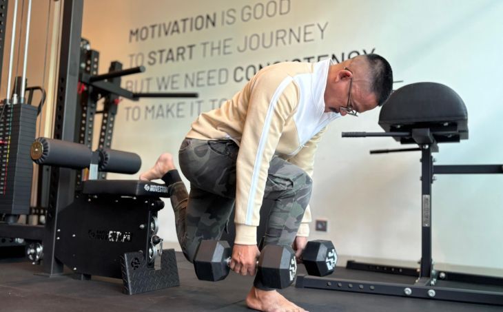 Gak Cuma Sehat! Ini Alasan Latihan Kaki di Gym Wajib Hukumnya Biar Gak Cepet Jompo