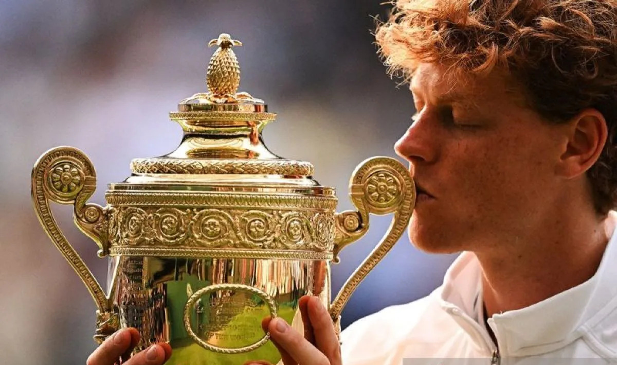 Jannik Sinner Raih Gelar Wimbledon Pertama, Berhasil Balas Dendam atas Carlos Alcaraz!