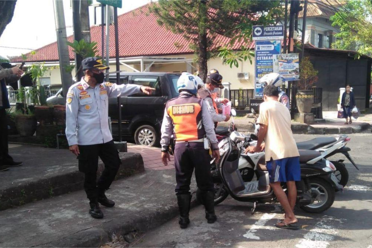 Motor Gak Pakai Pelat Nomor? Siap-Siap Kena Tilang Rp 500 Ribu di Operasi Patuh Jaya 2025