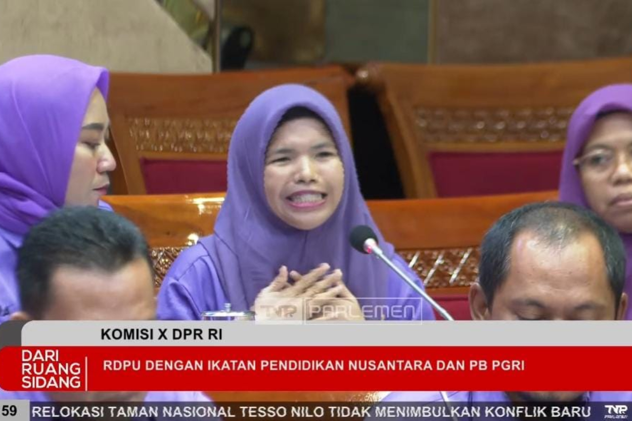 Ngabdi 7 Tahun, Gaji Cuma Rp540 Ribu! Curhat Haru Guru Honorer Bengkulu Bikin DPR Terdiam