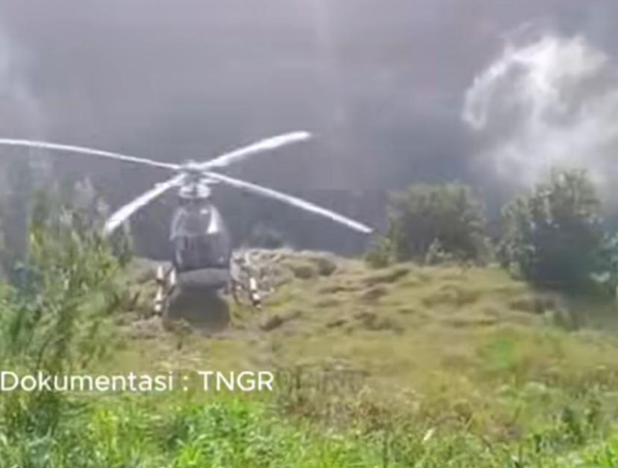 Pendaki Asal Swiss yang Jatuh di Gunung Rinjani Dievakuasi Pakai Helikopter