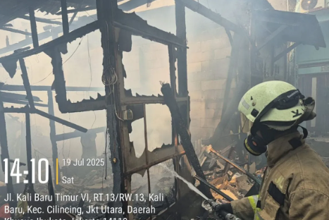 Korsleting Listrik Bikin Rumah di Cilincing Ludes Terbakar, Kerugian Capai Puluhan Juta