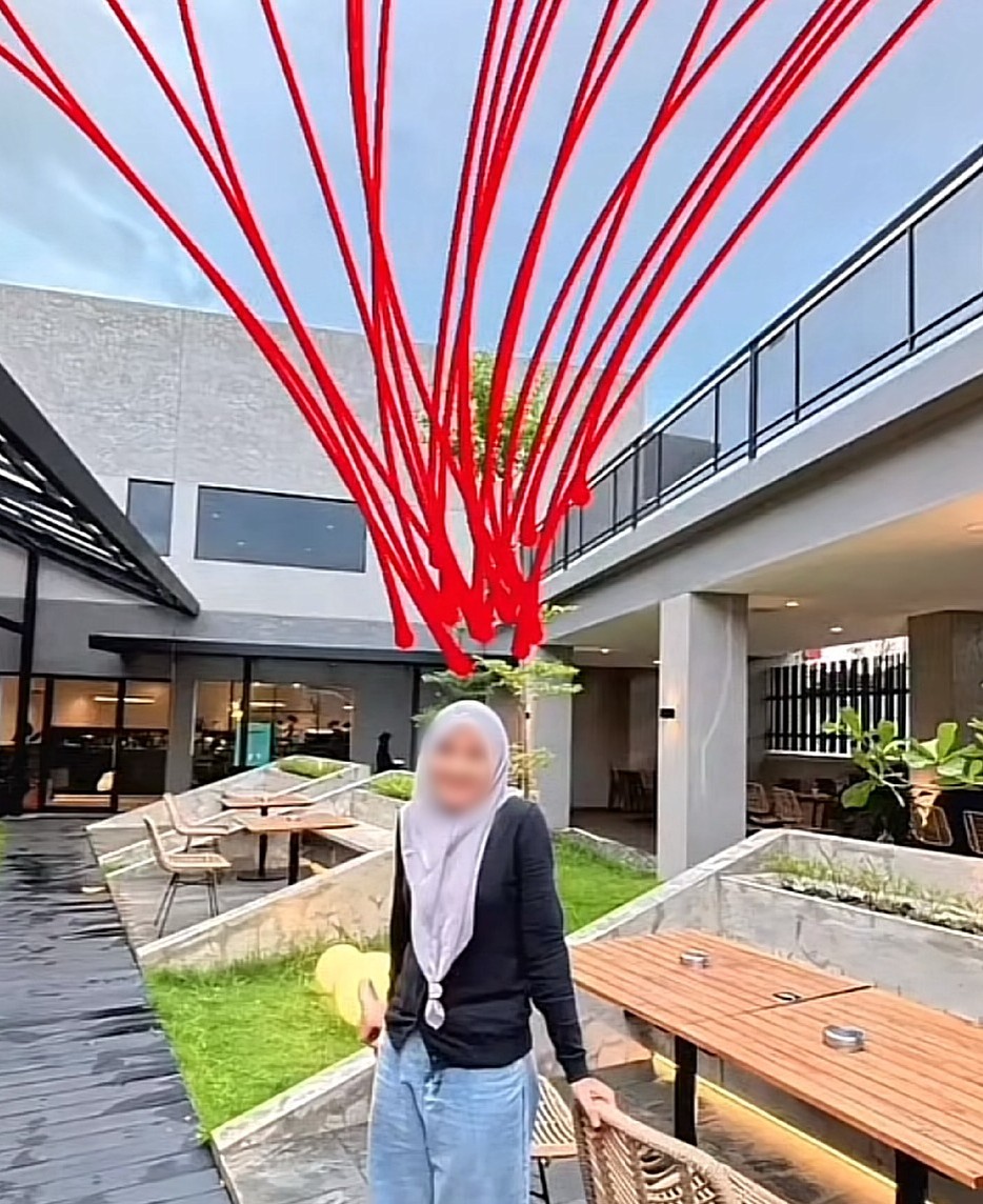 Viral! 'Garis Merah' di Atas Kepala Jadi Tren TikTok Gara-Gara Drama Korea S-Line