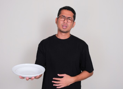 Laper Terus Padahal Baru Makan? Waspada, Bisa Jadi Tanda Penyakit Ini!
