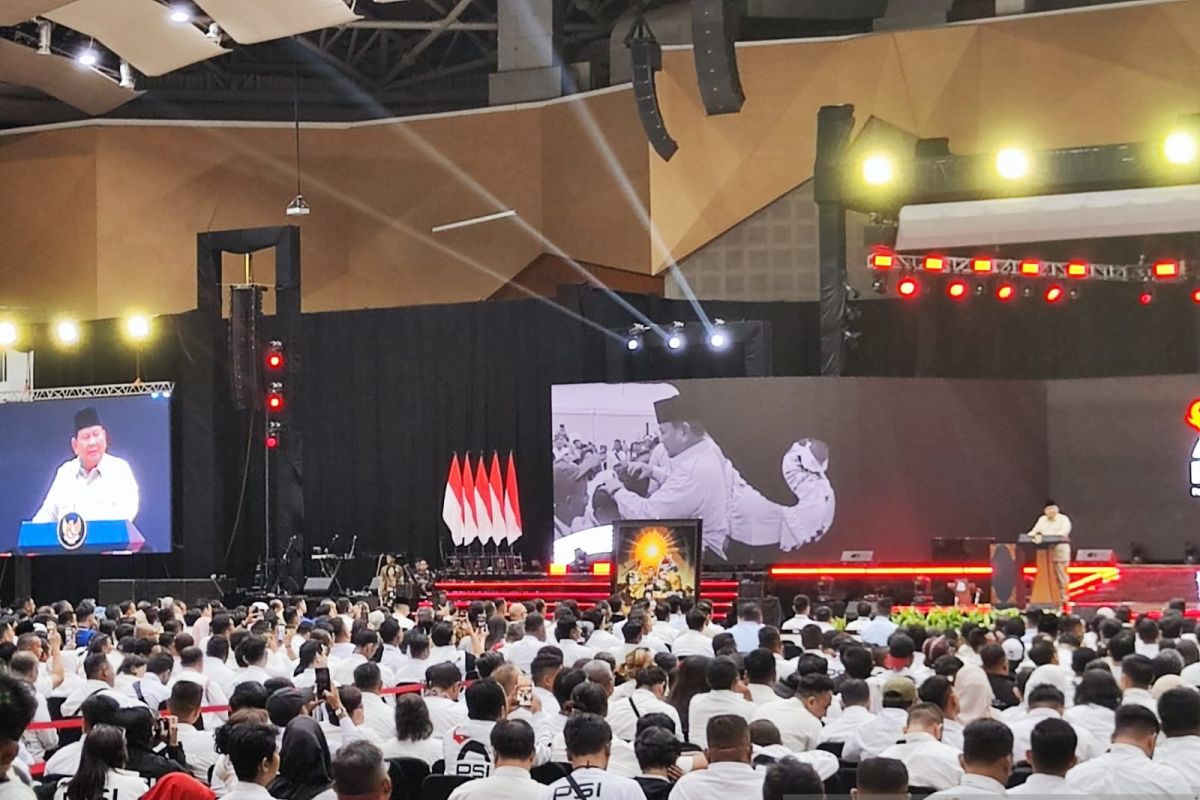 Prabowo Marah! Sebut Pengusaha Rakus Vampir Ekonomi, Luncurkan 80 Ribu Koperasi Desa