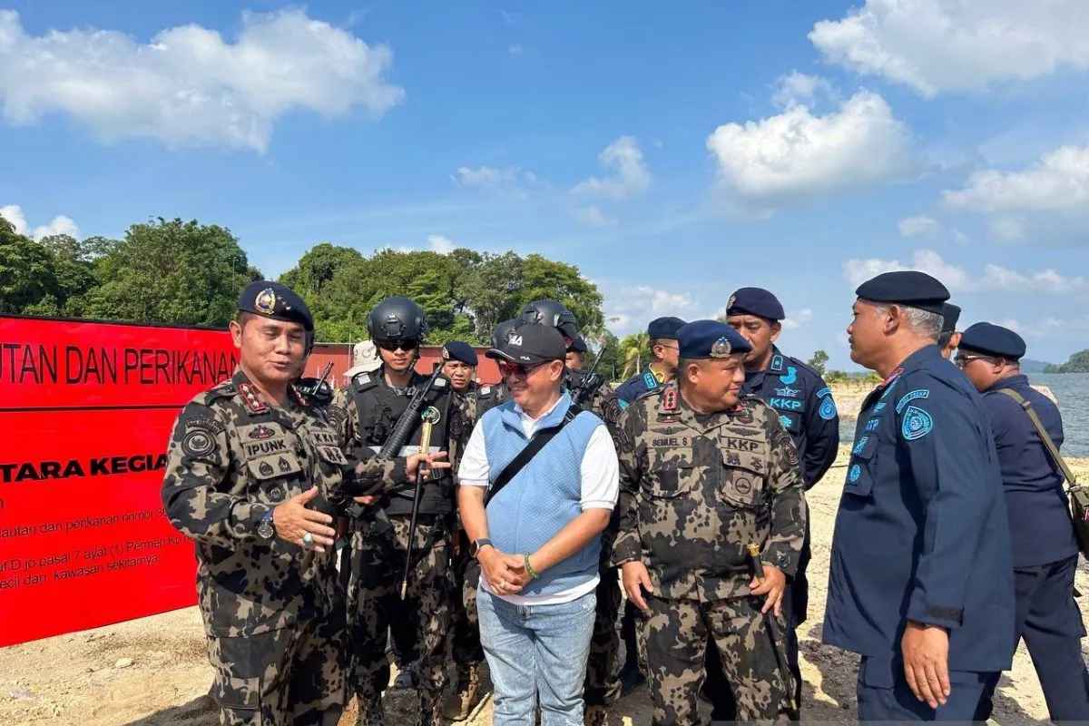 Proyek Hotel Mewah di Batam Disetop! KKP Segel Pulau Dekat Singapura Gara-Gara Izin