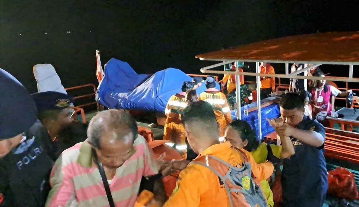 Tragedi KM Barcelona V: 568 Penumpang Selamat, 3 Orang Meninggal Dunia