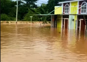 Banjir 6 Kali Setahun! Warga The Arthera Hill Pilih Kabur dari Rumah Baru