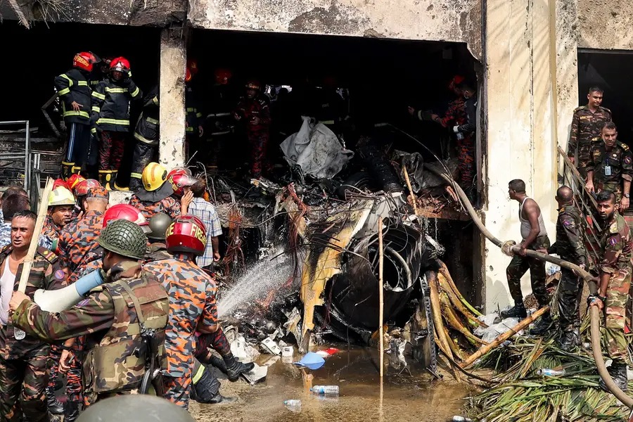 Jet Tempur AU Bangladesh Jatuh di Sekolah Dhaka, 20 Tewas dan 171 Luka-Luka!