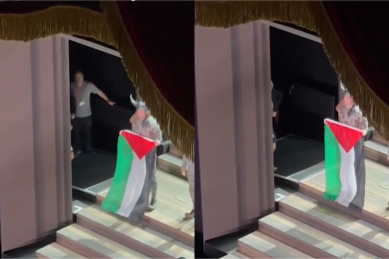 Viral! Penampil Il Trovatore Kibarkan Bendera Palestina, Royal Opera House Minta Maaf
