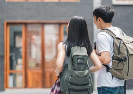 Baru Keterima di Kampus Luar Kota? Ini Cara Bertahan Hidup Ala Anak Rantau!