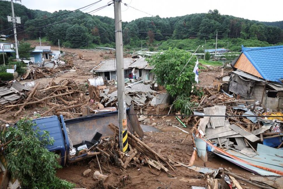 Korea Selatan Diterjang Banjir dan Longsor Parah! 19 Tewas, Ribuan Warga Dievakuasi