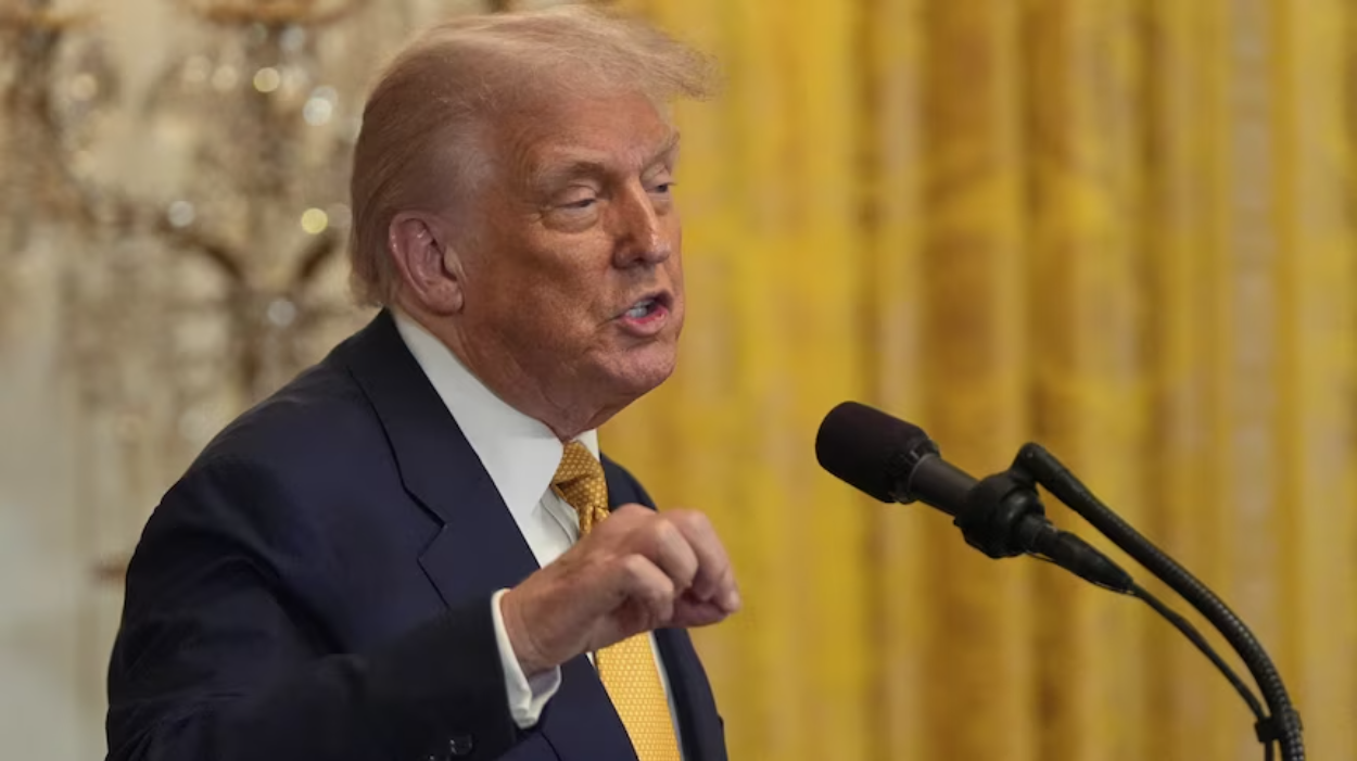 Trump Terseret Lagi dalam Kasus Epstein, Nama Disebut Berkali-Kali dalam Dokumen DoJ