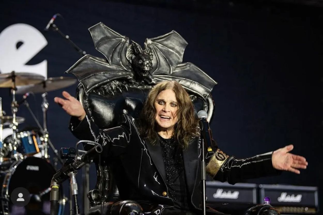 2 Buku Ozzy Osbourne Masuk Daftar Terlaris Usai Meninggal Dunia