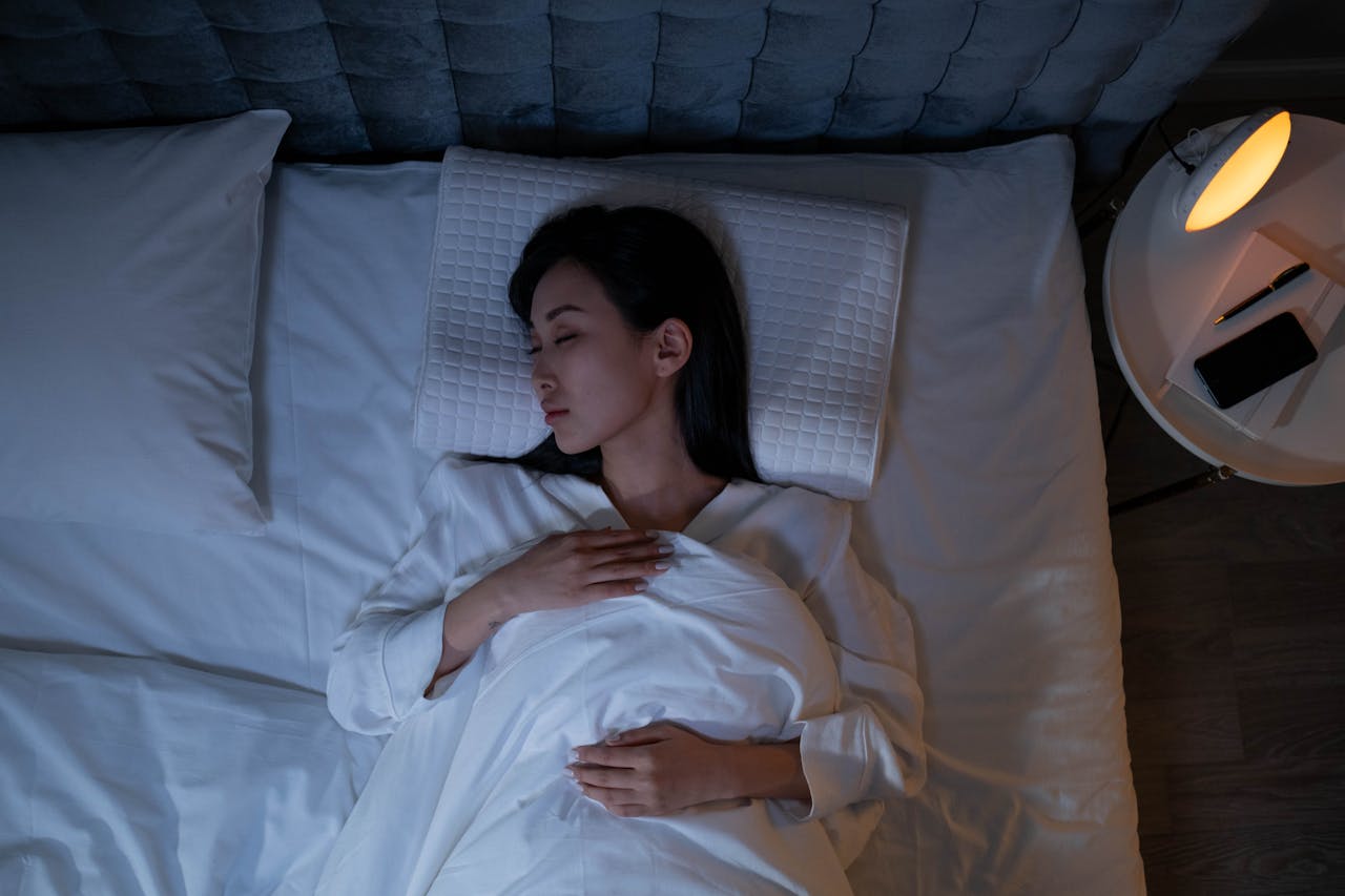 Begini Cara Tidur Nyenyak Bisa Bantu Jaga Tekanan Darah, Anak Muda Wajib Coba 5 Tips Ini!