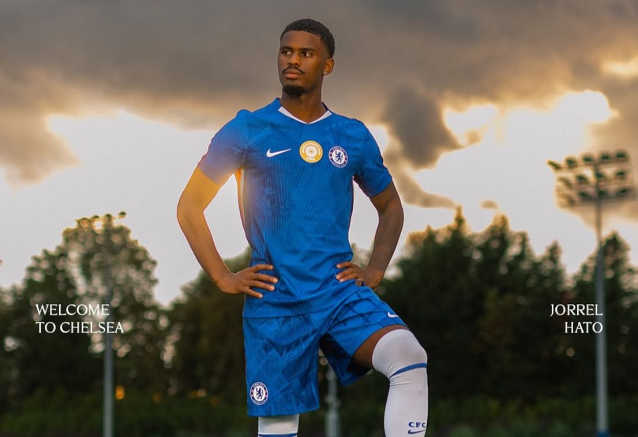 Resmi! Chelsea Gaet Jorrel Hato dari Ajax, Bek Muda yang Siap Jadi Andalan Masa Depan