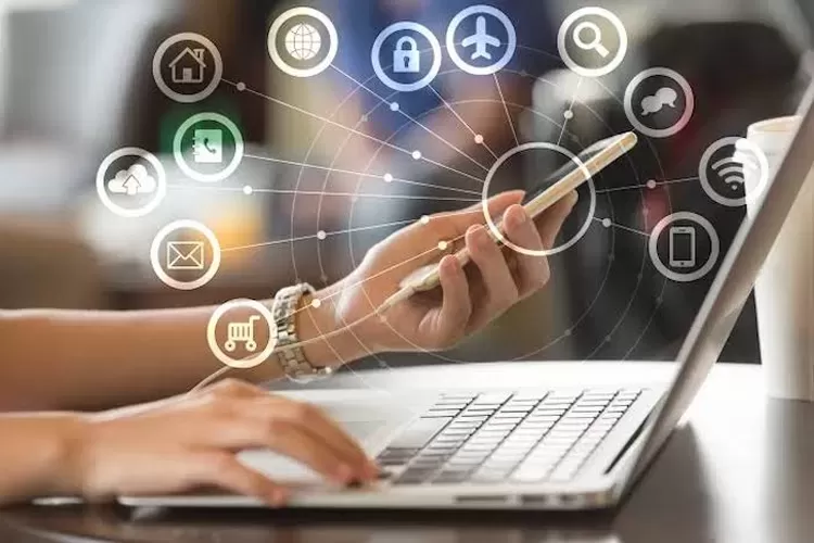 Pengguna Internet Indonesia Tembus 229 Juta Jiwa di 2025, Ini Wilayah yang Paling Aktif Online!