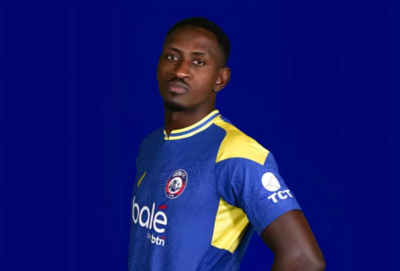 Arema FC Resmi Gaet Matheus Blade, Bek Brasil Serba Bisa yang Siap Jadi Tembok & Mentor!