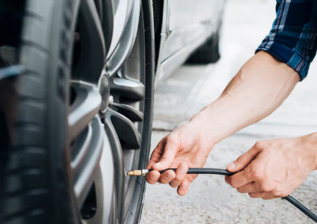 Tekanan Angin Ban Mobil Ideal Biar Aman & Irit, Wajib Tahu!