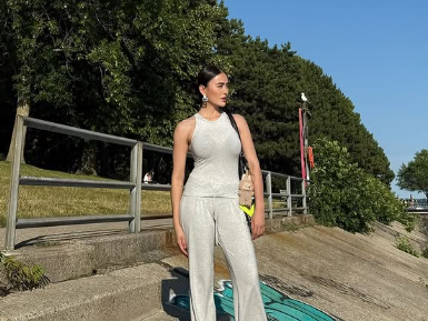 Kasasi Menang! Agnez Mo Resmi Lepas dari Denda Rp 1,5 Miliar di Kasus Lagu ‘Bilang Saja’