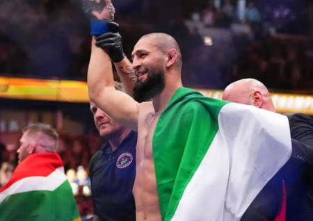 Khamzat Chimaev Juara UFC Usai Libas Dricus 5 Ronde Tanpa Ampun!