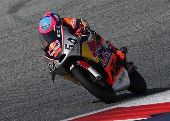 Veda Ega Pratama Bikin Geger, Tembus Peringkat 2 Red Bull Rookies Cup 2025 Usai Amankan Dua Podium di Austria!