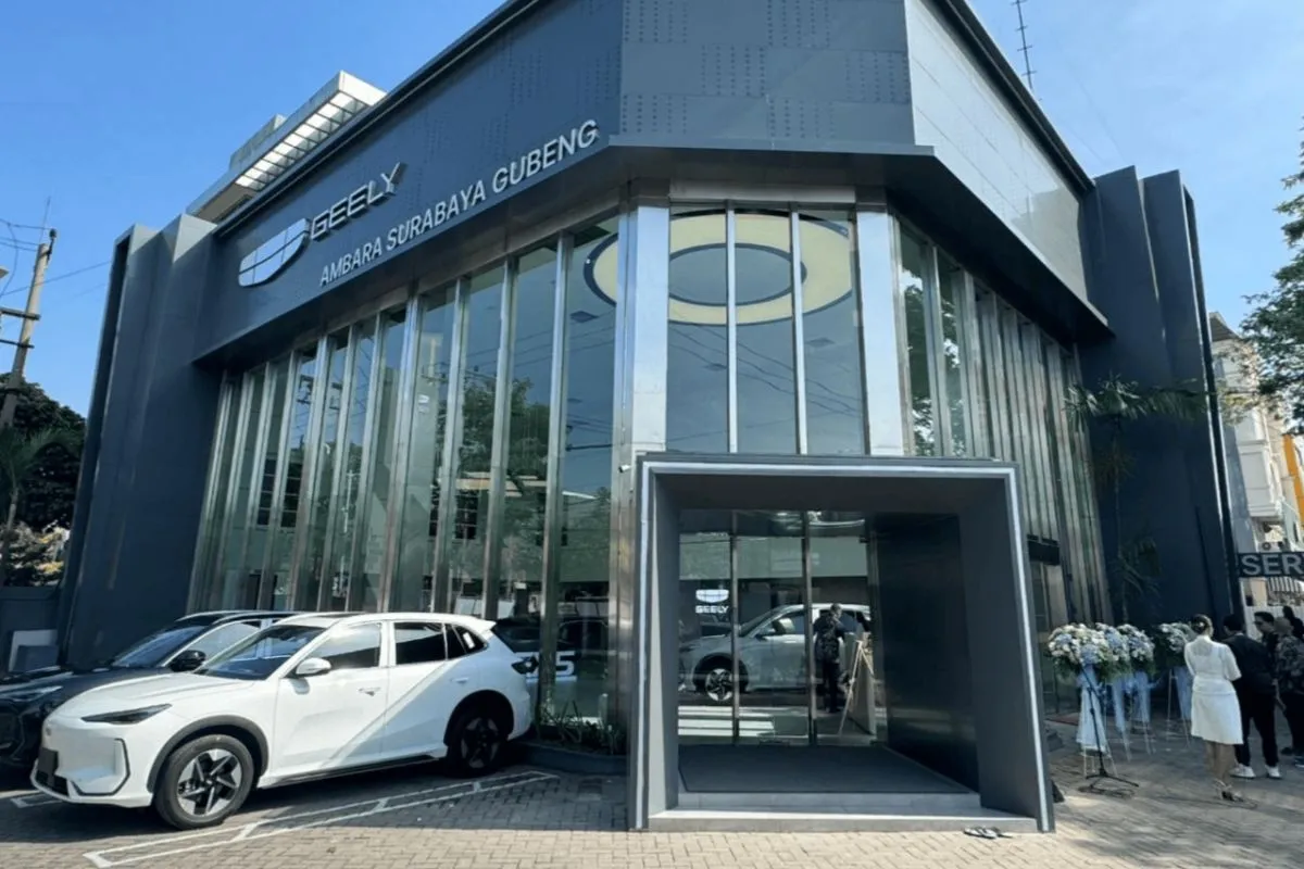 Geely Serbu Surabaya! Resmikan Diler Mewah dengan Fasilitas Lengkap dan Siap Ramaikan GIIAS 2025!