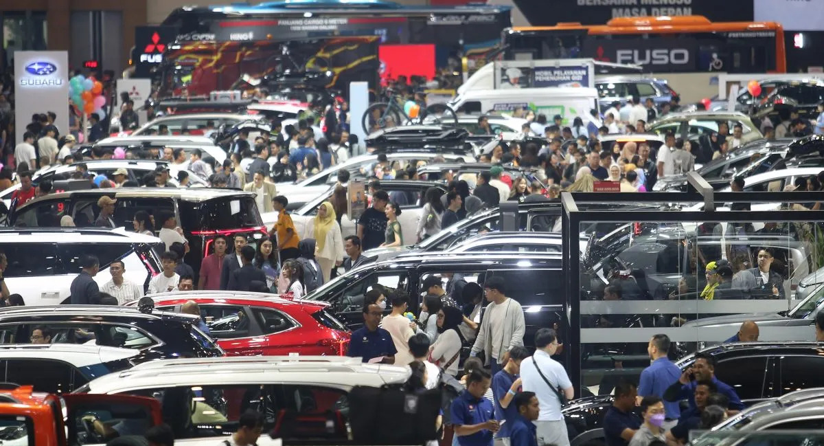 GIIAS 2025 Meledak! Penjualan Tembus 38 Ribu Unit, Diserbu Hampir Setengah Juta Pengunjung!