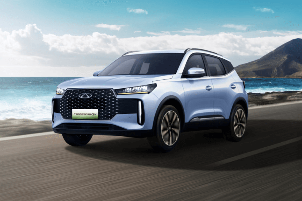 Chery Tiggo Cross CSH Hybrid Jadi Primadona GIIAS 2025, Raup Gelar ‘Kendaraan Hybrid Favorit’