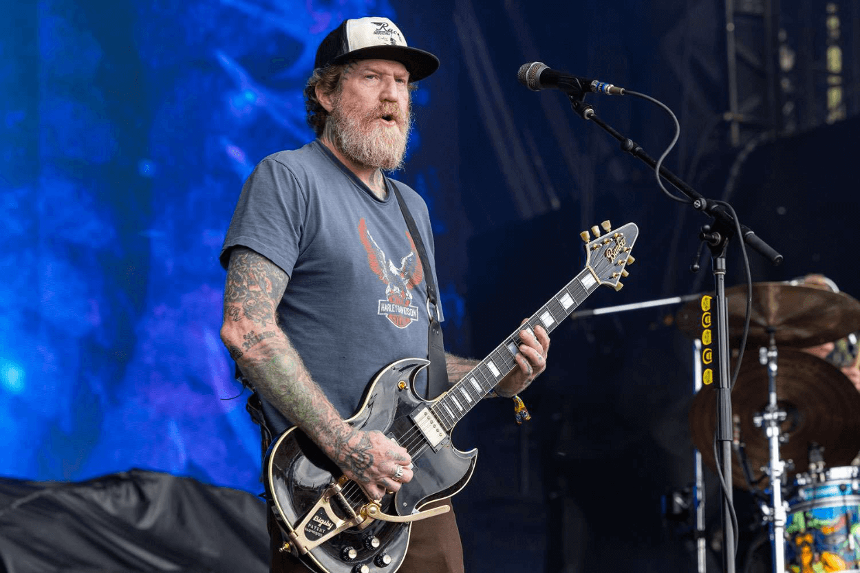 Gitaris Band Metal Mastodon Meninggal Dunia dalam Kecelakaan Motor