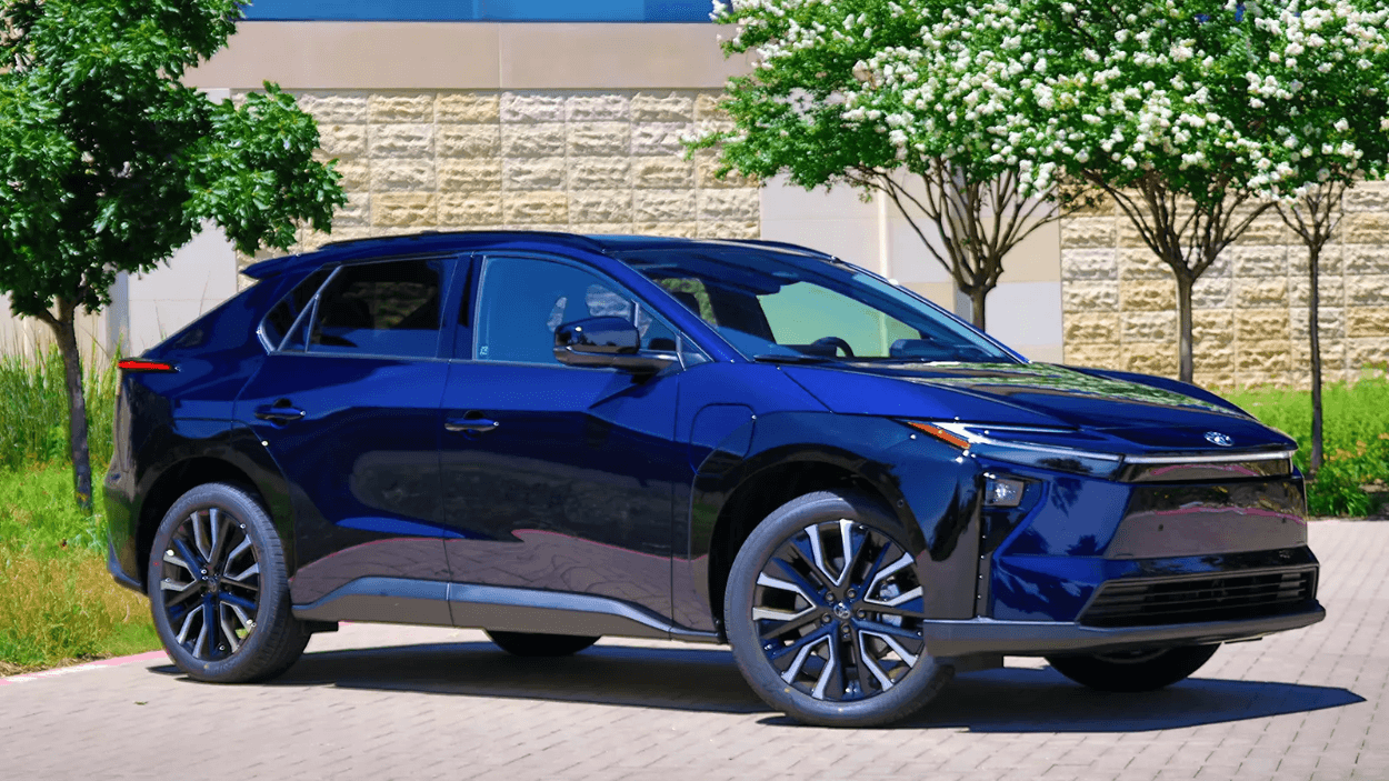 Toyota bZ 2026 Lebih Keren dari bZ4X: Harga Turun, Jarak Tempuh Naik, dan Lawan Serius Ioniq 5!