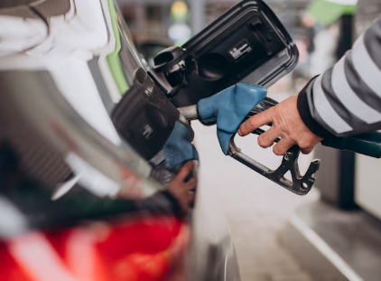 Mobil Boros Bensin? Ini 7 Penyebab yang Sering Diabaikan Pengemudi!