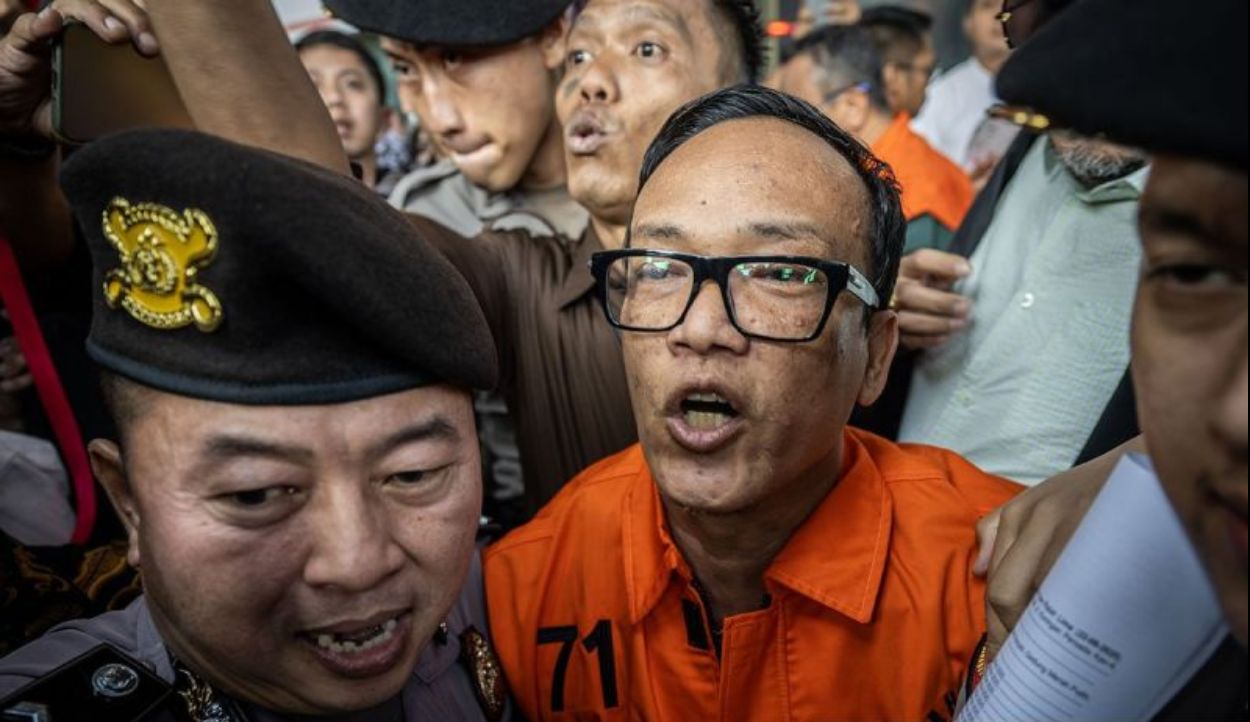 KPK Geledah Rumah Eks Wamenaker Immanuel Ebenezer di Pancoran, Sita Toyota Alphard